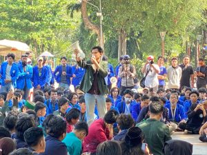 Aksi Damai BEM SERA di Simpang Lima Jadi Teladan Demokrasi Tertib di Semarang